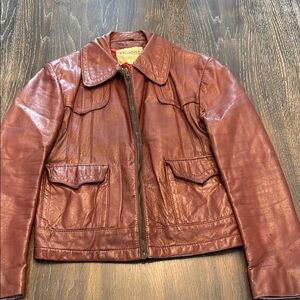 🟢 Vintage Vivons 100% Leather Burgundy Jacket Size 38